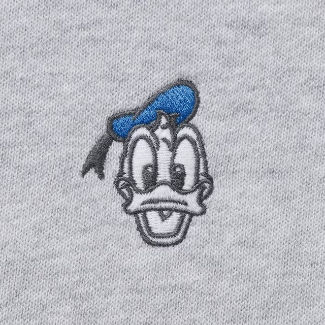 ユニクロ UT ディズニー コレクション スウェットシャツ(長袖) 1,990円