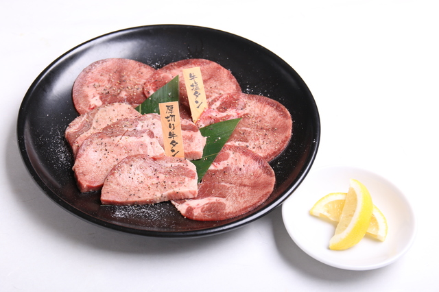 筆頭、伊達政宗“奥州名物”塩タン盛