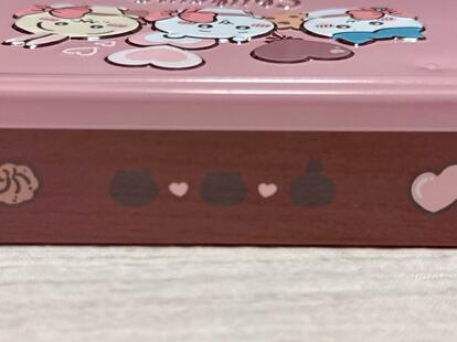 かわいさ悶絶級！【ちいかわ】話題の新作「チョコ缶」を実物レビュー