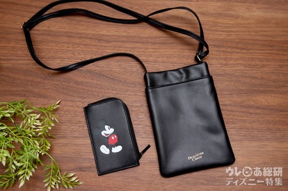 即買い決定 ミッキーのスマホポシェット がオシャレで使いやすい ディズニー特集 ウレぴあ総研