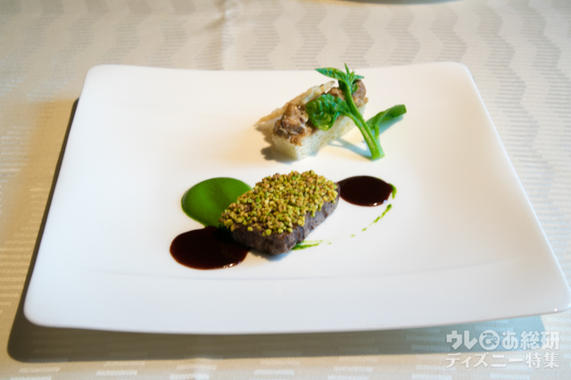 “ディズニー・ハロウィーン”ディナーコース 10,290円｜東京ディズニーシー・ホテルミラコスタ「オチェーアノ」