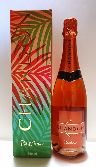 【No.1】【MHD モエ ヘネシー ディアジオ シャンドン パッション 750ml 2228円】氷を入れて楽しむという、ちょっと珍しいスタイルが特徴