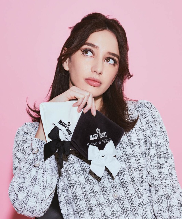 【Maison de FLEUR×MARY QUANT】「MARY QUANT リボンタオルハンカチ」（カラー：Ivory/Black）￥1,870