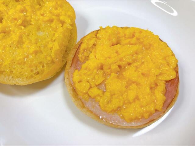 【TULLY'S イングリッシュマフィン セット】1個あたり258kcal