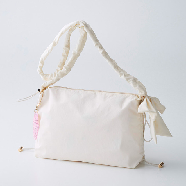 ギャザーリボンショルダーバッグ「ミニー&デイジー」|¥4,490 (税込)