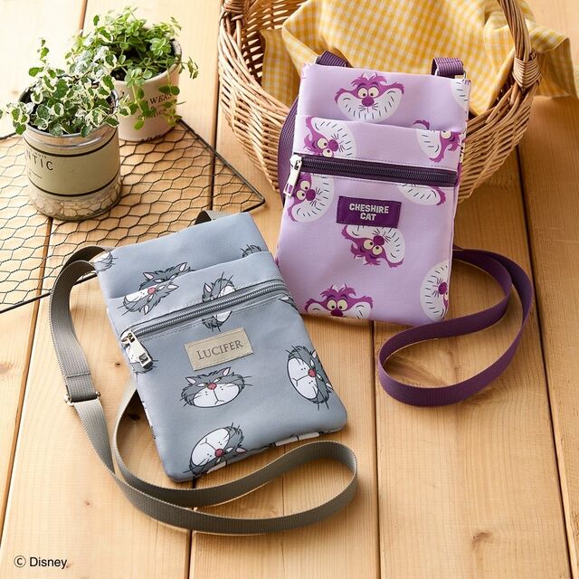 スマートフォン収納ポケット付きショルダーバッグ（選べるキャラクター）｜￥ 2,990 （税込）