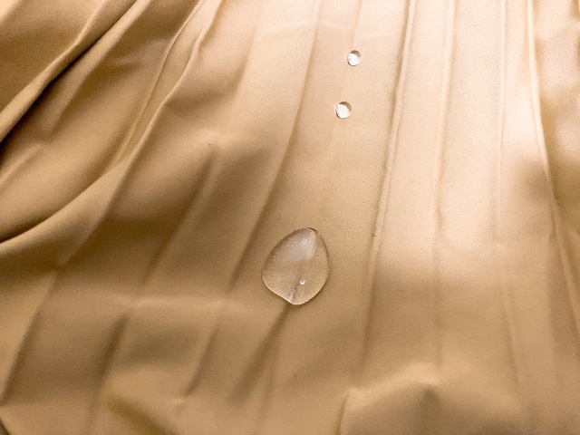 【ワークマン レディース撥水ライトプリーツスカート】雨の日も安心して履けます