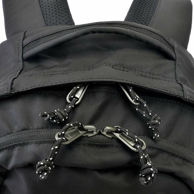 【Columbia】ミッキー リュックサック・バックパック 25L ブラック DISNEY OUTDOOR 12,800円