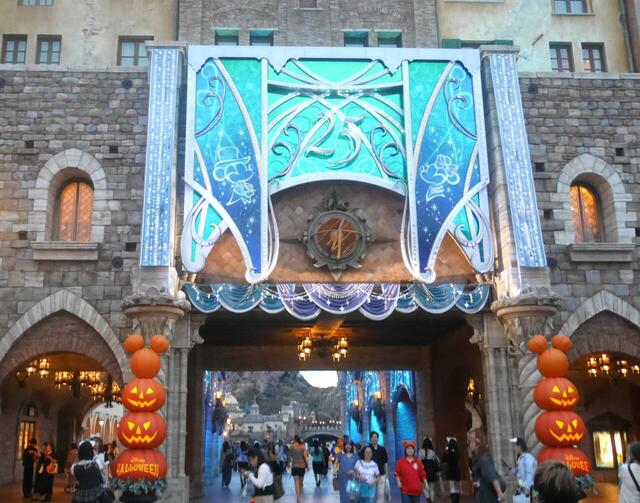 東京ディズニーリゾートのハロウィーン Ⓒ Disney