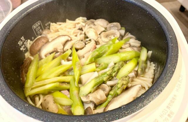 【アイリスオーヤマ ジャー炊飯器3合】完成！美味しそうにできました
