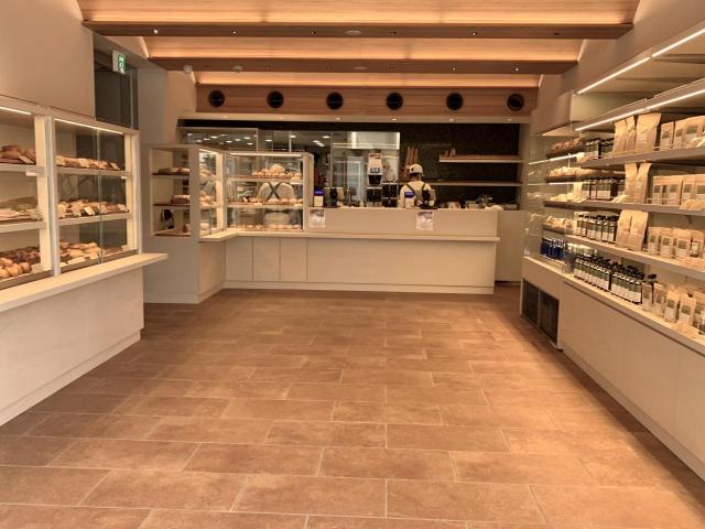 パンをイメージした天井の形がかわいい