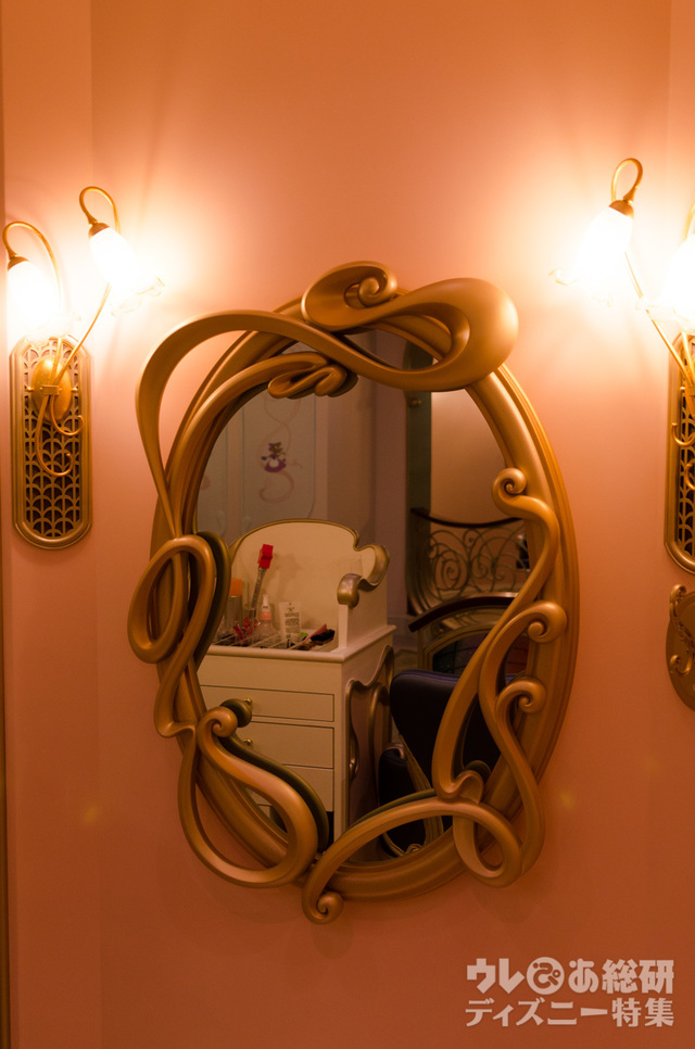 「ビビディ・バビディ・ブティック」サロン内｜東京ディズニーランド ワールドバザール