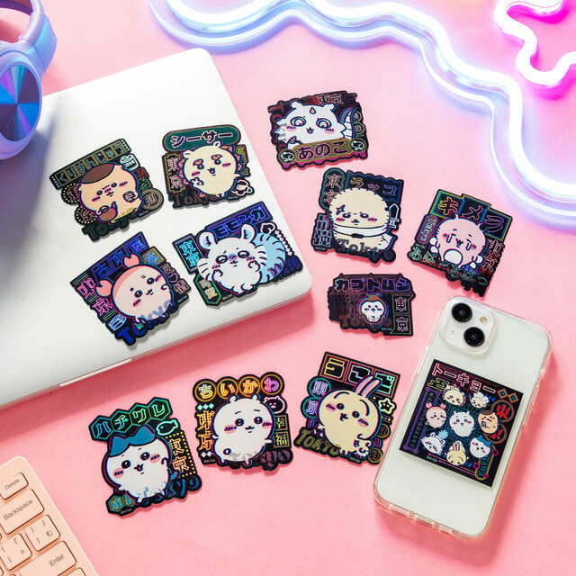 【ちいかわらんど 新宿店】「トーキョー ちいかわ スマホに貼れるサイズのステッカー」12種　各330円
