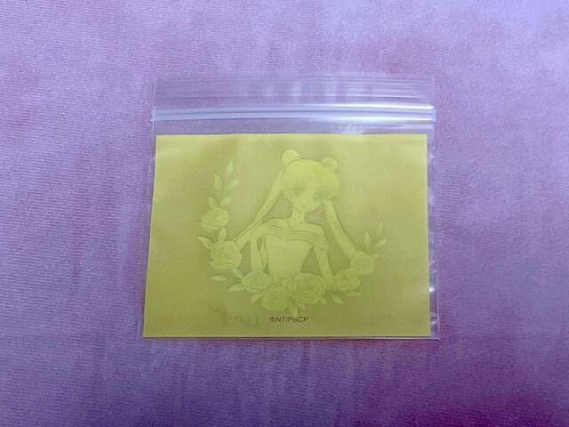 【3COINS×セーラームーン】背面はシンプルな無地。