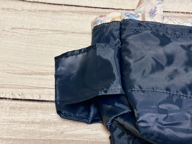 サイドにはボトルホルダー付きで、ペットボトルが倒れません♪