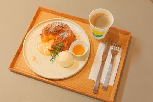 「ふわとろフレンチトースト」＜価格：980円(税込)＞【【パン好き必見】1,800円で“焼き立て無添加パン”が60分食べ放題！食パン・お惣菜パン・甘いパンも好きなだけ♪】