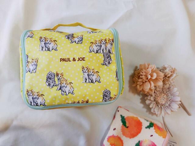 かわいいデザインのポーチは、さまざまなシーンで活躍しそうです！『InRed（インレッド）10月号』付録「ポール＆ジョーボーテ」の吊るせるコスメポーチ