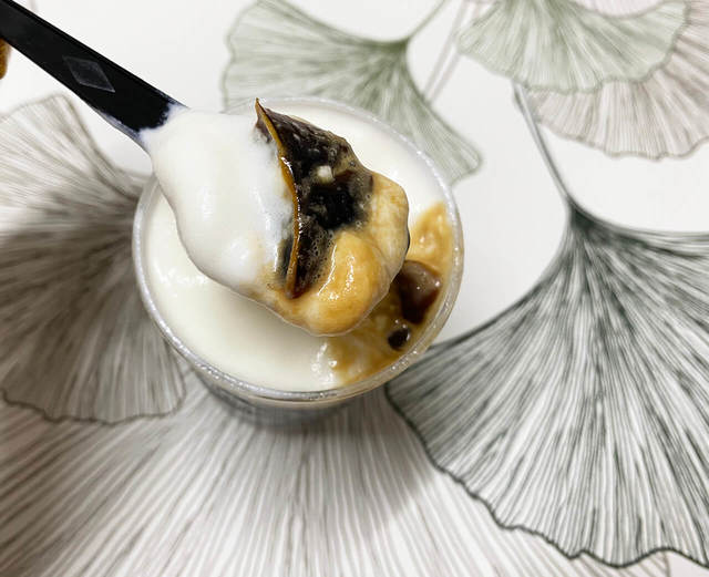 「DUMBO Doughnuts and Coffee（ダンボ ドーナツ アンド コーヒー）」Original Dark Roast Coffee Jelly とろみと香りが最高