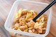 【黄金比「てりやきのたれ」・電子レンジで親子丼】電子レンジで加熱後混ぜる