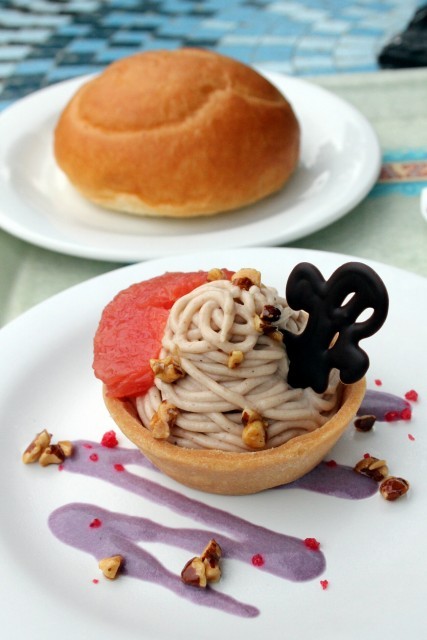 マロンクリームとグレープフルーツのタルト