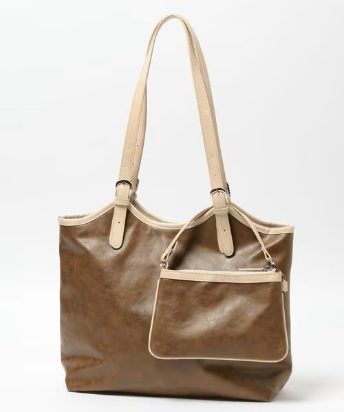 【ローリーズファームの秋冬おすすめバッグランキング 8位】「2SETベルトトートBAG」6,600円(税込)