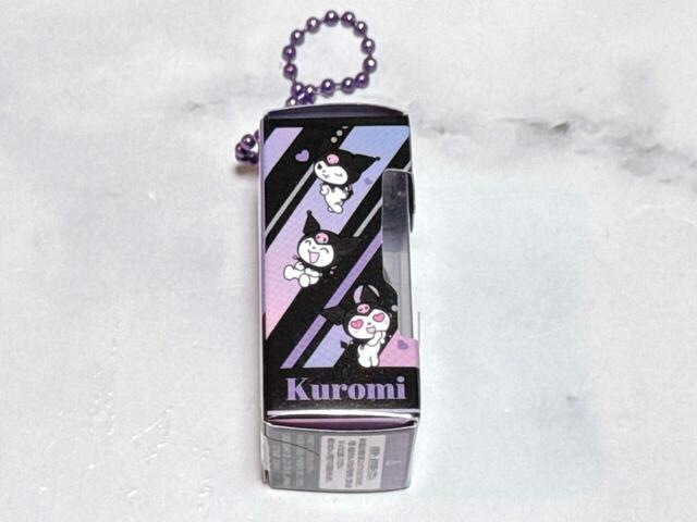 側面にはいろいろな表情のクロミが登場♪