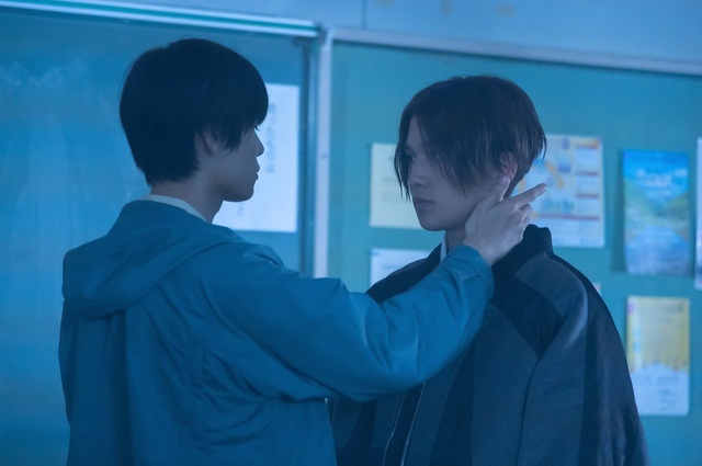 「シーズン1」最終話 科学室でのシーン