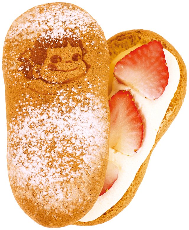 「ポケットショートケーキ（苺）」＜価格：540円（税込）＞【「不二家 銀座」が西武池袋本店にオープン！ふわふわブッセ生地にペコちゃんの焼印が可愛い「ポケットショートケーキ」販売！】