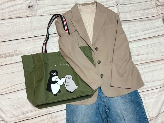 ジャケットを合わせたカジュアルコーデに持ってみました