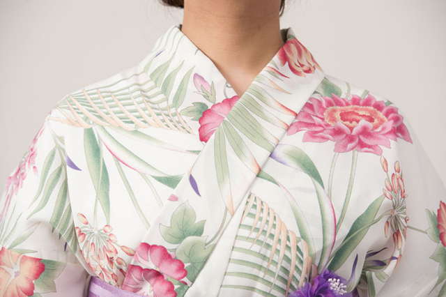 【OKパターン】襟元を適度に詰めると清潔感がアップ