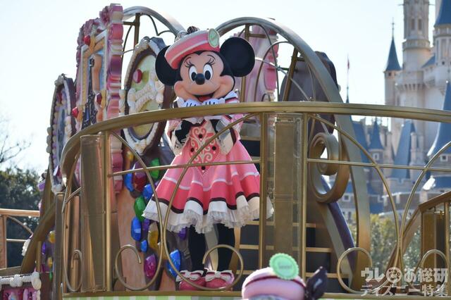 東京ディズニーランド「イッツ・ア・スウィーツフルタイム！」の模様：「ディズニー・パルパルーザ」第3弾「ヴァネロペのスウィーツ・ポップ・ワールド」