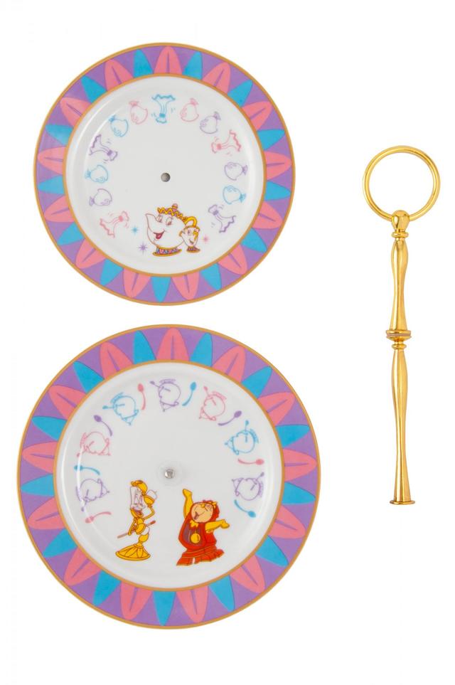 ケーキスタンド 3500円｜(大)直径約19cm、(小)直径約16.5cm、(組み立てた状態)高さ約24cm｜東京ディズニーリゾート・アプリ、ギャグファクトリー／ファイブ･アンド･ダイム