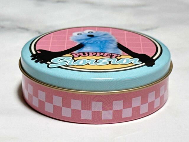 【プチキャン パペットスンスン】側面はチェッカーフラッグ柄でおしゃれ♪