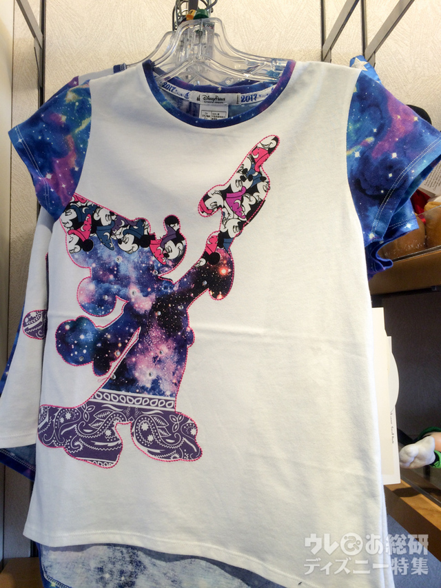 子ども用Tシャツ（29.99ドル／全サイズ共通）