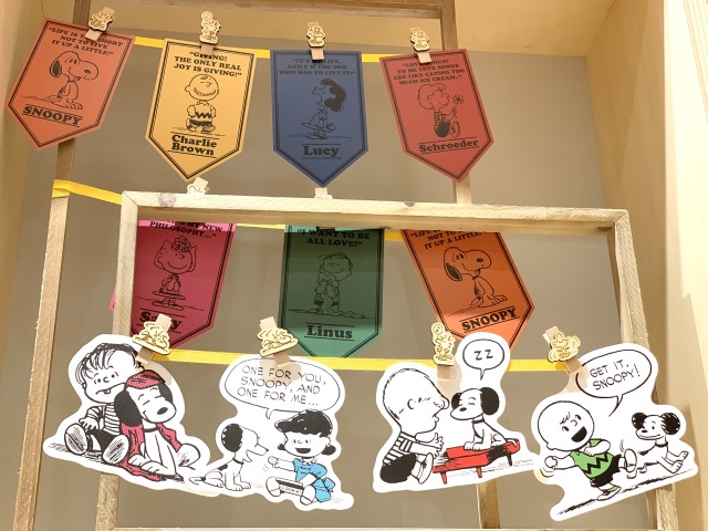 ポストカードとステッカー