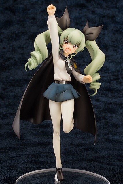 ガールズ＆パンツァー』アンチョビが制服姿でスケールフィギュア