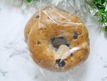 国産小麦のブルーベリーベーグル