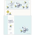 【Peanuts™のステーショナリーコレクション】「レターセット」￥616／自転車を楽しんでいるブルー