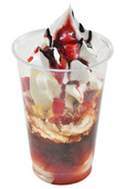 黒みつ白玉&ストロベリーゼリーサンデー
