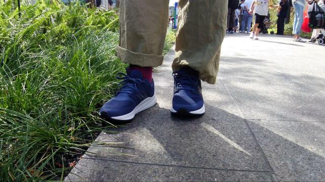 【ニューバランス DynaSoft 900 v2 CN2】硬い地面の上だとソールの弾力を強く感じます