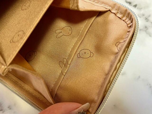 裏地にもミッフィーたちが！