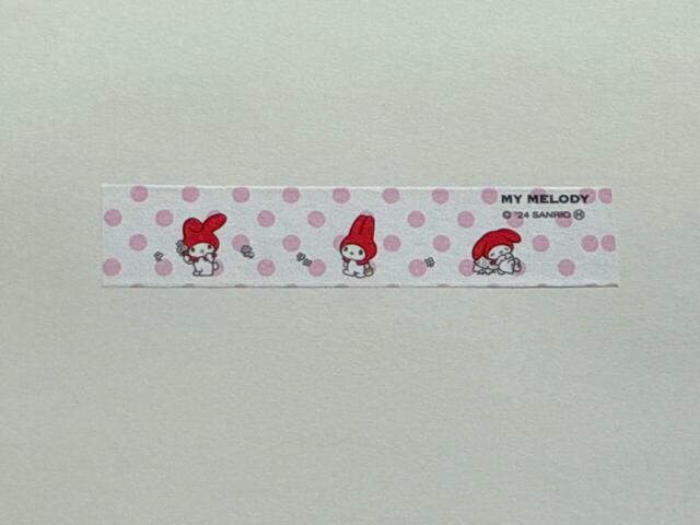 ドット柄に3種類のマイメロディのイラスト柄