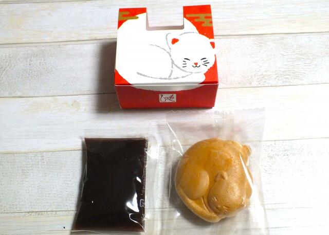 【カルディ】もへじ　手作り最中　ギフトセット　最中の皮、あんが1セットになって小箱に入っています