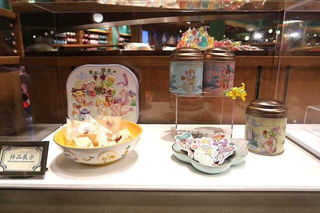 ダッフィー&フレンズのお菓子と中国茶