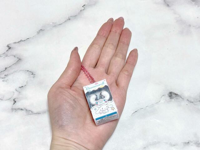 ボックスのサイズは、約幅2.5×高さ4×奥行き1.7cm