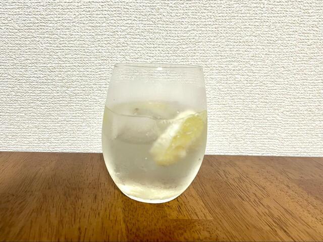 【レモン酒 作り方】しゅわっとした炭酸と、レモンの甘酸っぱさは相性抜群