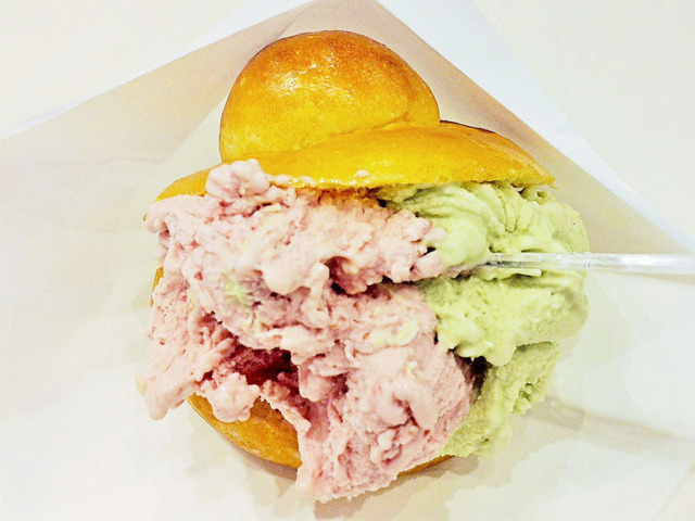 清澄白河「ブリオッシュ」／ブリオッシュ・コン・ジェラート