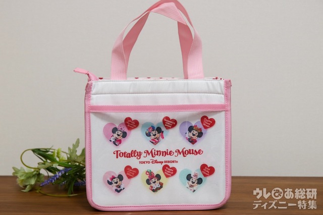 スーベニアランチケース +1100円|6つの衣装に身を包んだミニー