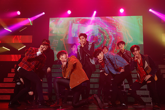 PENTAGON　12月10日＠東京・豊洲PIT