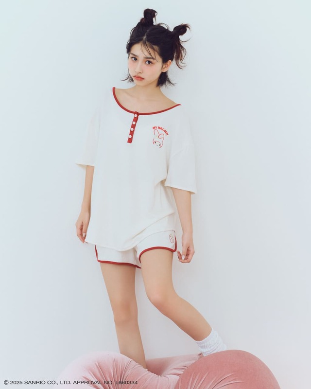 【MY MELODY】SETUP(全3色)各11,550円/ふんわりとろけるような肌触りの薄手のセットアップ